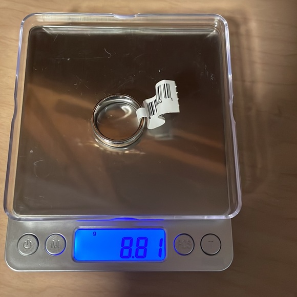 New with tag Men’s Stainless Steel & 10K Gold Wedding Band Sz 11 - Picture 7 of 8